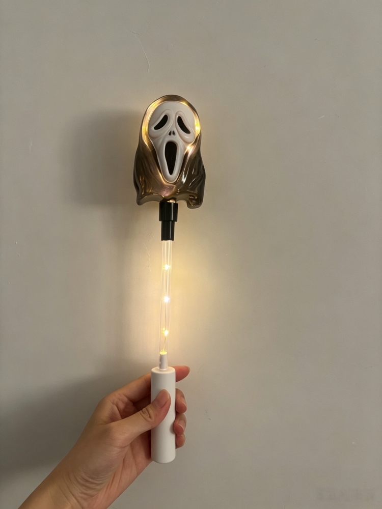 5PCS Halloween Ghost Wand LED Light-Up Handheld Lamp Warm White 3 Modes for Trick-or-Treating Party Festival Night Parade Decor
