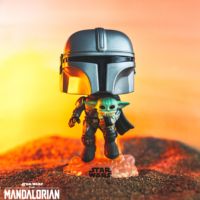 Funko POP Vinyl Star Wars: The Mandalorian Mando Flying with Jet Display Stand Holding Baby Yoda In His Arms Pack Chrome Armour Action Figure Collectible Toy Kids Gifts Grey