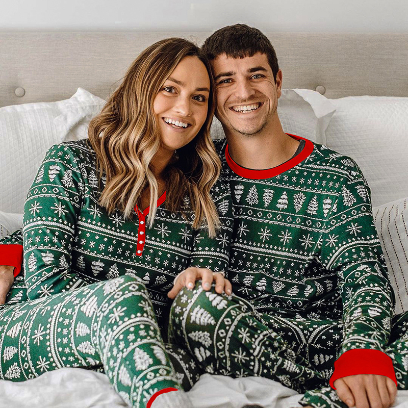 (Baby 3M) 2023 New Christmas Mom Daughter Dad Son Matching Outfit Santa Tree Print Pajamas Set Casual Loose Sleepwear Xmas Family Look Pjs