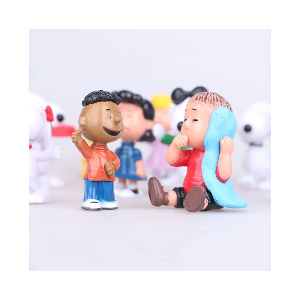 12pcs Charlie Brown Snoopy Figure Toy Play set