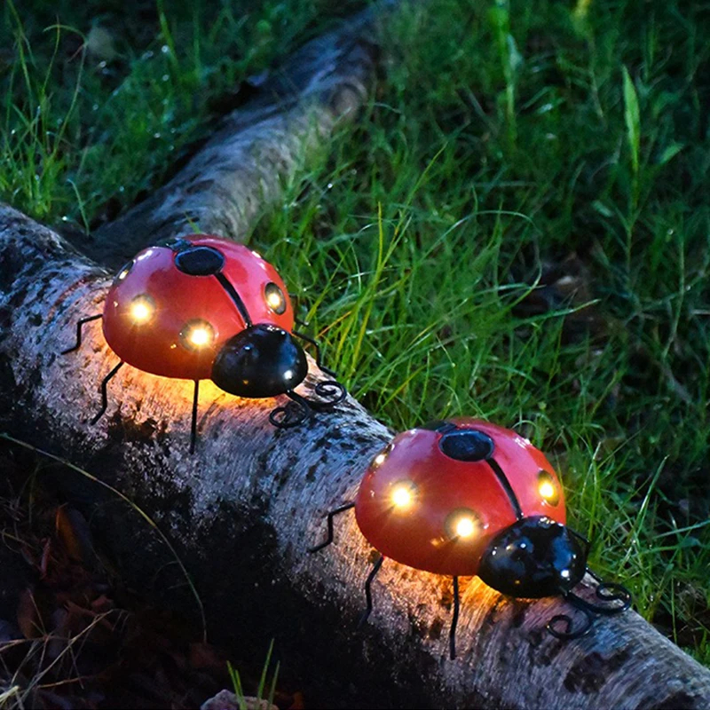 (Warm White) Outdoor Solar Ladybug Lamp Waterproof Garden Statue Wall Hanging Light Powered Light For Garden Outdoor Decetion LED Solar Lamp
