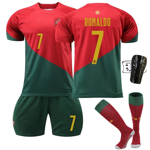 (4~5 years) World Cup Kids Boys Football Kit Ronaldo Training Jersey Set Ronaldo#7
