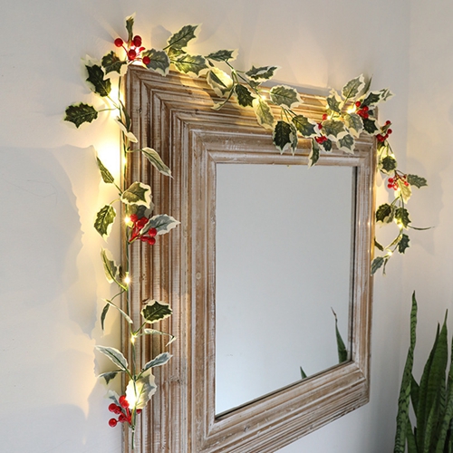 Berry Leaf Garland with 20 LED Christmas Lights Battery Operated Fairy String Lights for Xmas Wedding Decoration Party Event