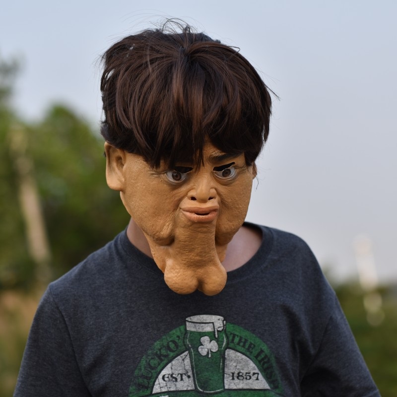 Big Chin Mask Double Chin Headgear Halloween Funny Scary Mask Weird Man