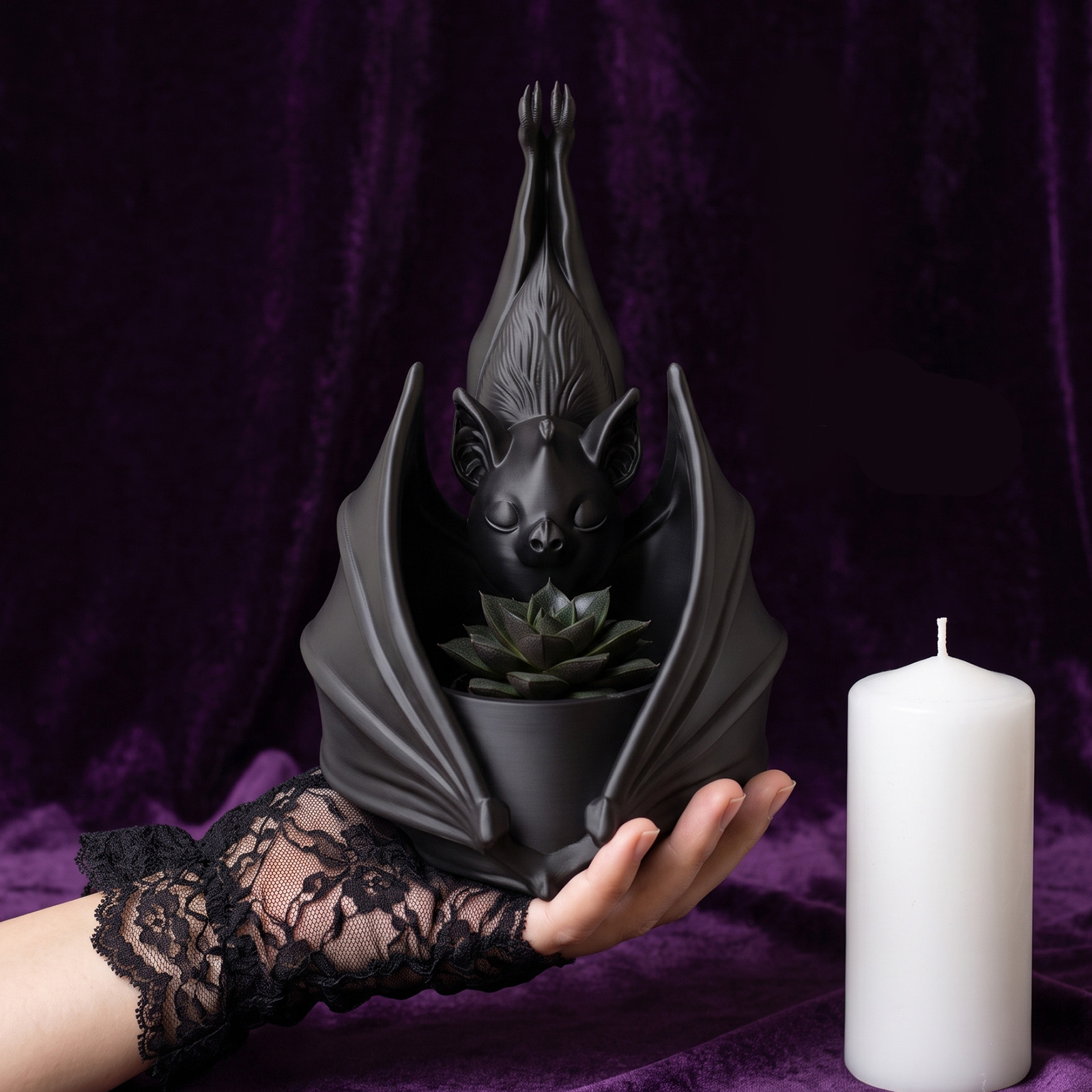 Hanging Bat Flower Pot Halloween Creative Gothic Iron Wall Mount Balcony Succulent Decor Vessel