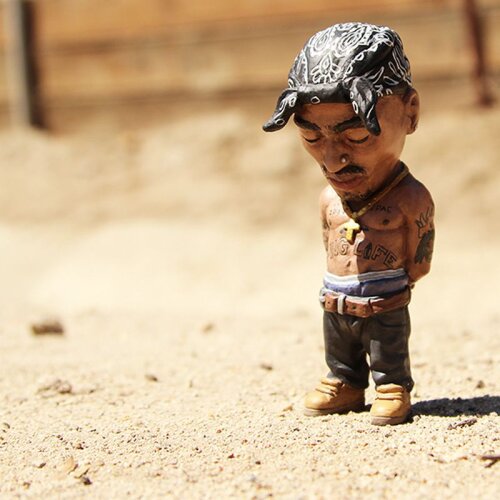 (2Pac Black) 2Pac Shakur B.I.G. Notorious Biggie Action Figure Rap Star Figurine Ornamen