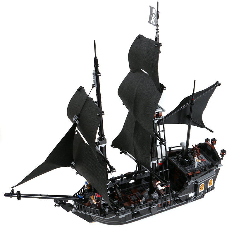 Pirates The Black Pearl Model Ship Building Blocks Bricks Compatible 4184 16006 Kids Birthday Christmas Toys Gifts No Box