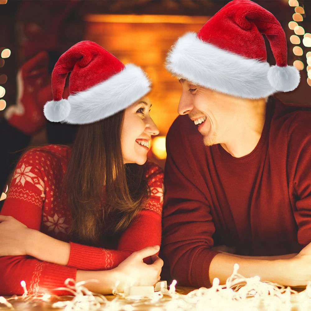 (1PCS) 5PCS Santa Hat Deluxe Red Santa Hat Christmas Hat Santa Hat Holiday for Adults Unisex Velvet Comfort Extra Thicken Classic Fur Xmas Hat for New Year Festive Party Christmas Supplies