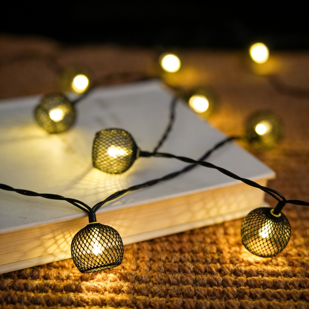 (5M10LED) 1PC Outdoor Fairy String Light with Vintage Metal Mesh Globe Solar Powered Waterproof LED Lights for Patio Garden Backyard Party