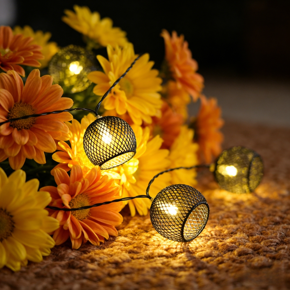 (5M10LED) 1PC Outdoor Fairy String Light with Vintage Metal Mesh Globe Solar Powered Waterproof LED Lights for Patio Garden Backyard Party