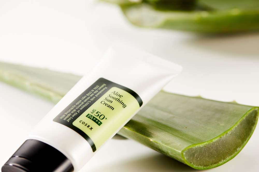 COSRX Aloe Soothing Sun Cream SPF 50 Daily Hydrating Sunscreen for Dry Sensitive Skin UVA UVB Protection No White Marks Sun Moisturiser Korean Sunscreen Korean Skincare