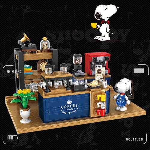 Snoopy Series Creative  Scene Building Blocks Assembling Toys Anime Model Toys for Kids Birthday Gifts