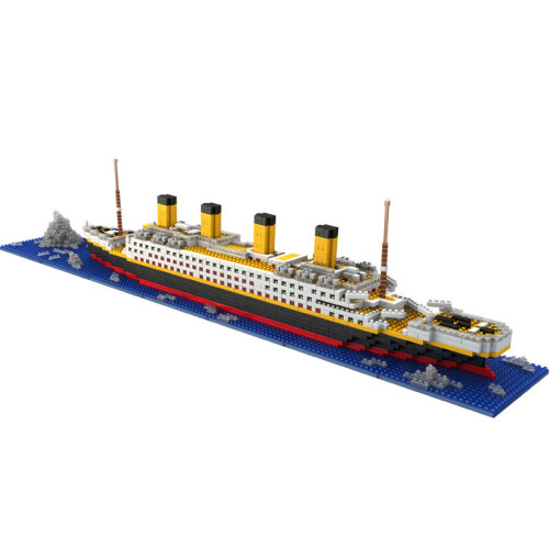 1860Pcs Titanic Shape Model Building Construction Toys Blocks Model Toys