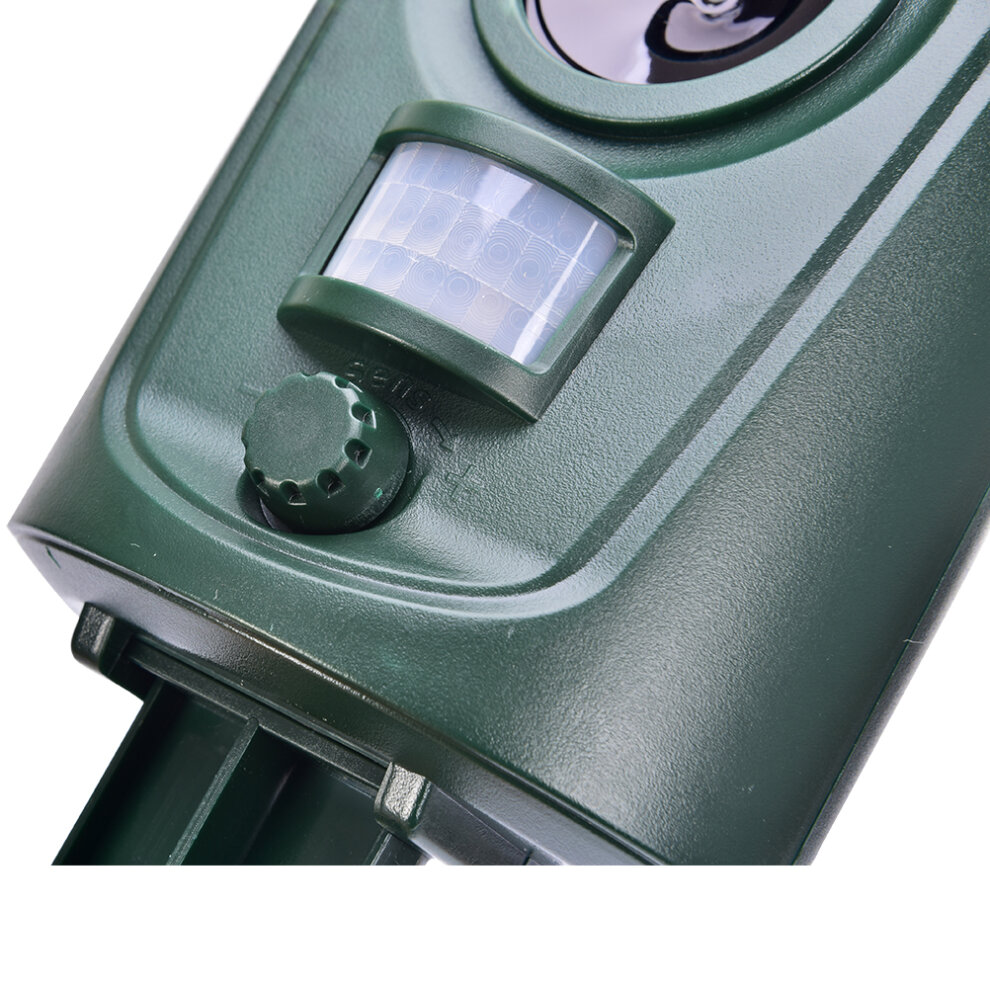 Ultrasonic Solar Cat Dog Repellent Pest Scarer Deterrent Repeller Garden