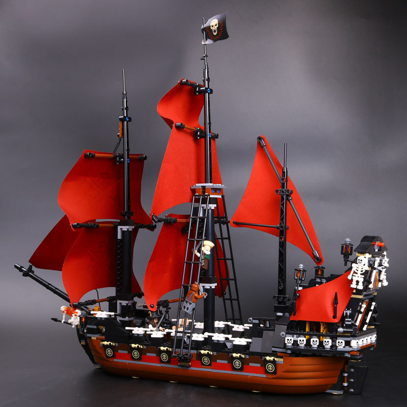Pirates of the Caribbean Queen Annes Revenge Large Sails Ship Captain 16009 Building Block Set Compatible With Model No Box