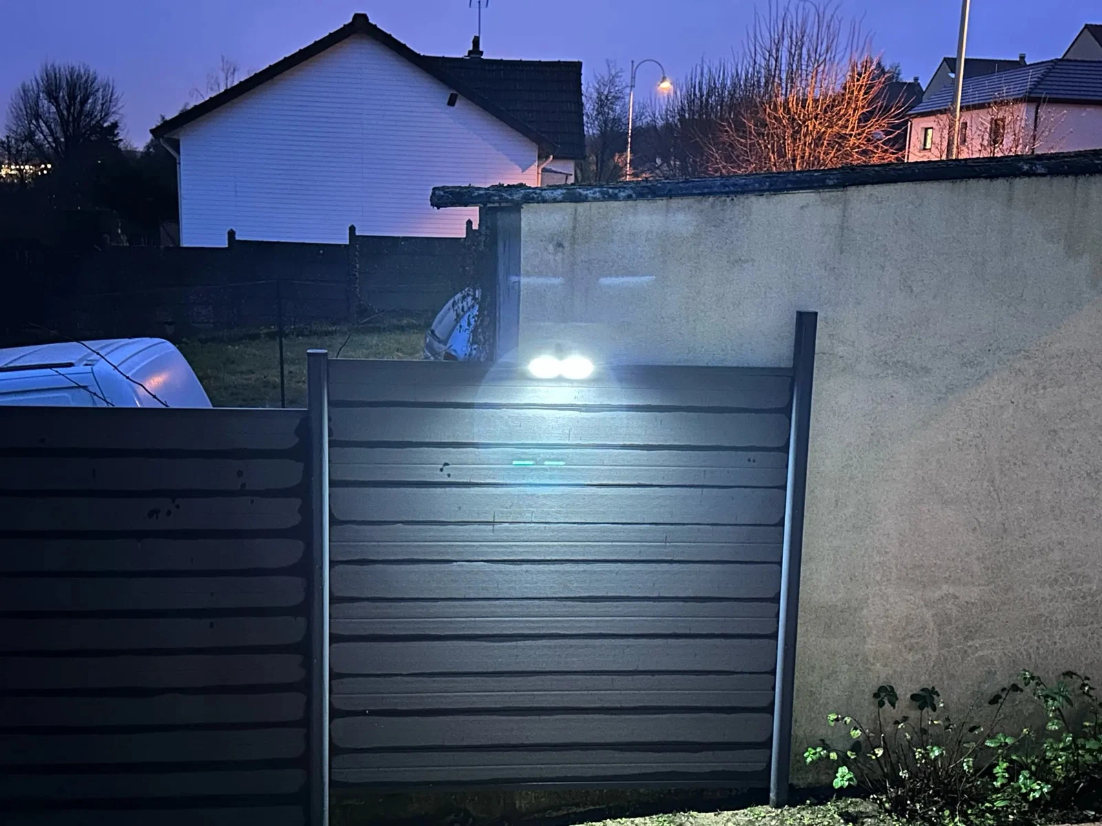 (Clamp Type) Portable Solar Motion Sensor Light Outdoor 36 LEDs Fence Clip-On Waterproof Lamp