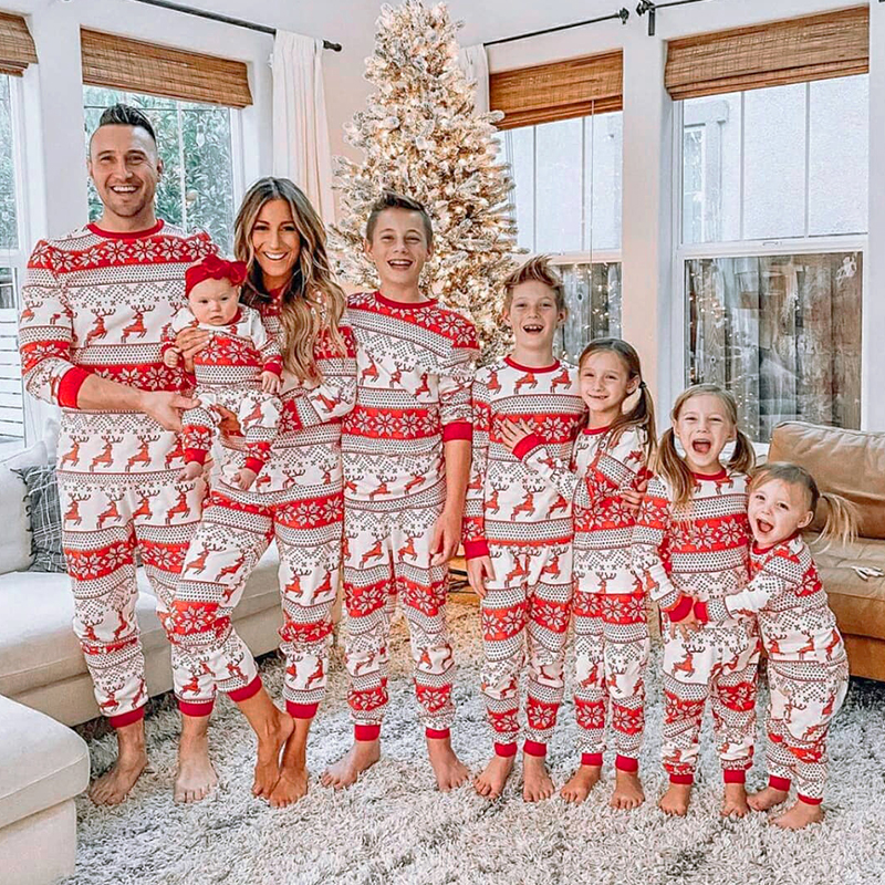 (Baby 3M) 2023 Family Matching Clothes Christmas Pajamas Set Mother Father Kids Son Matching Outfits Baby Girl Rompers Sleepwear Pyjamas XMAS PJS Suit