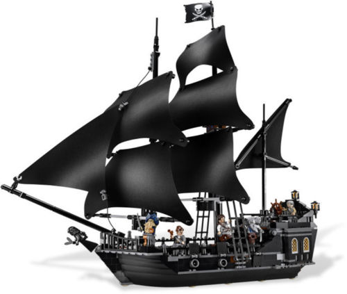 Pirates The Black Pearl Model Ship Building Blocks Bricks Compatible 4184 16006 Kids Birthday Christmas Toys Gifts No Box
